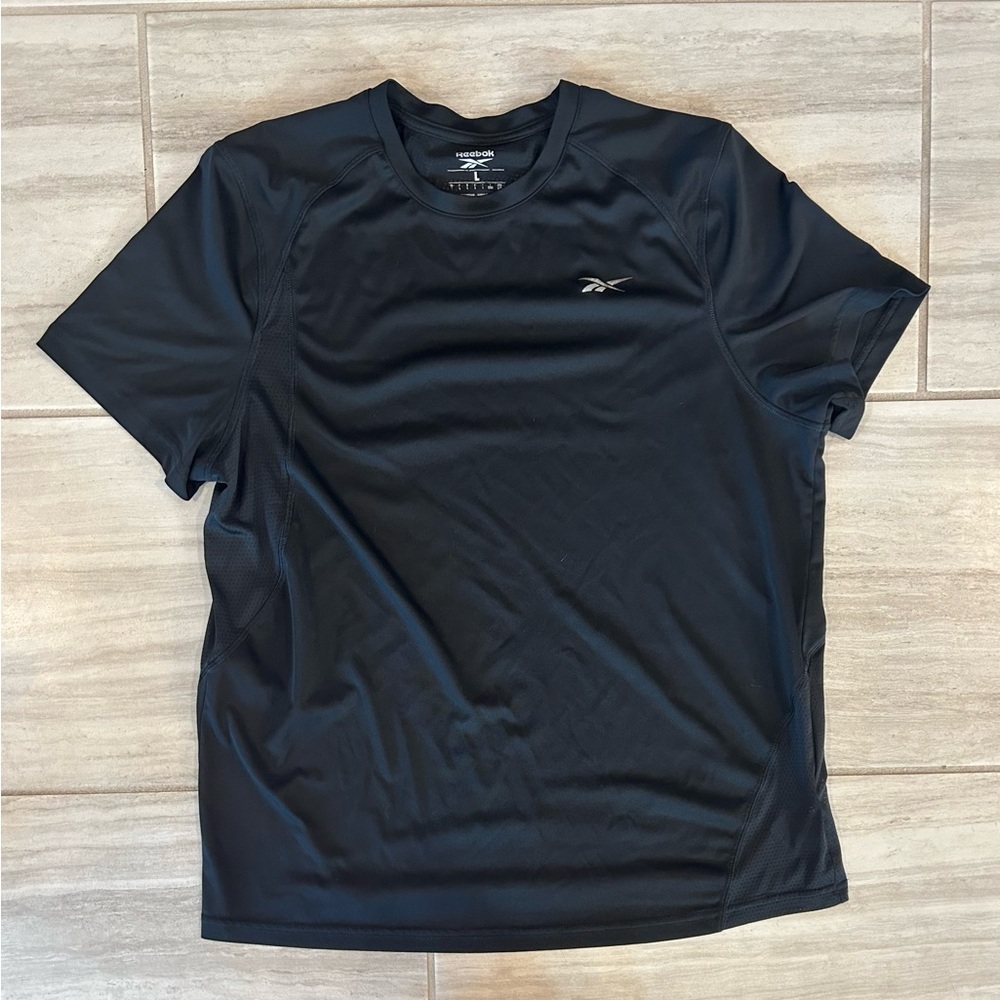 Reebok Black Short Sleeve Tee